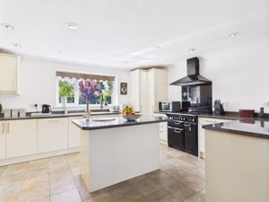 Kitchen- click for photo gallery